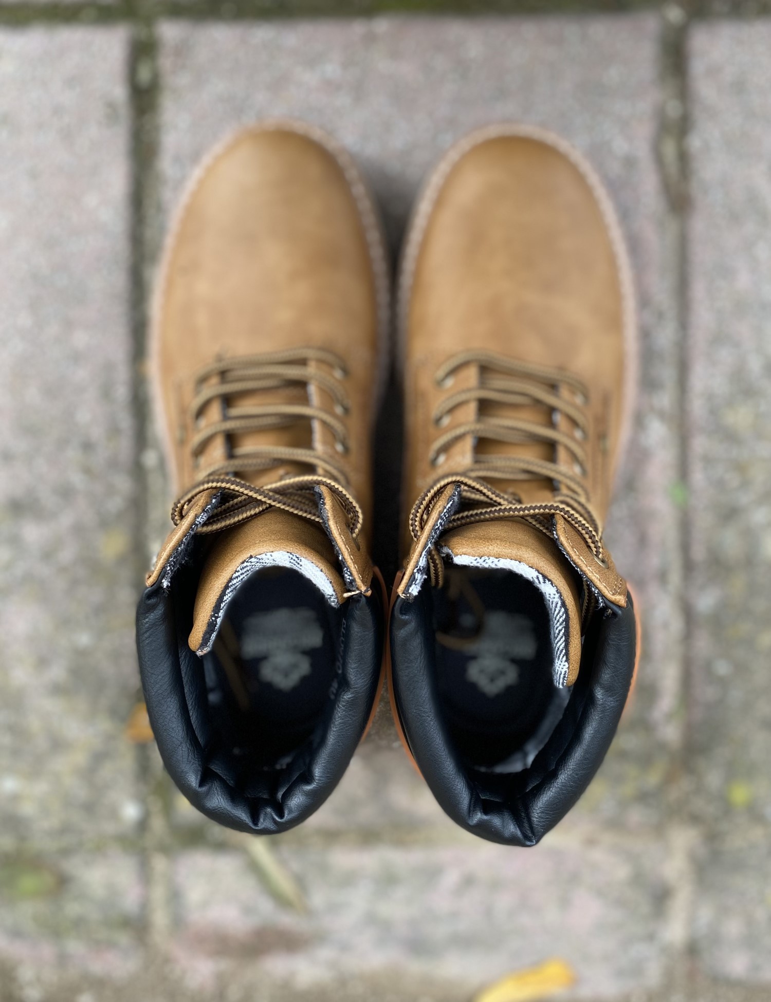 Ανδρικά κάμελ αρβυλάκια με τρακτερωτή σόλα από δερματίνη EL0970C φωτογραφία